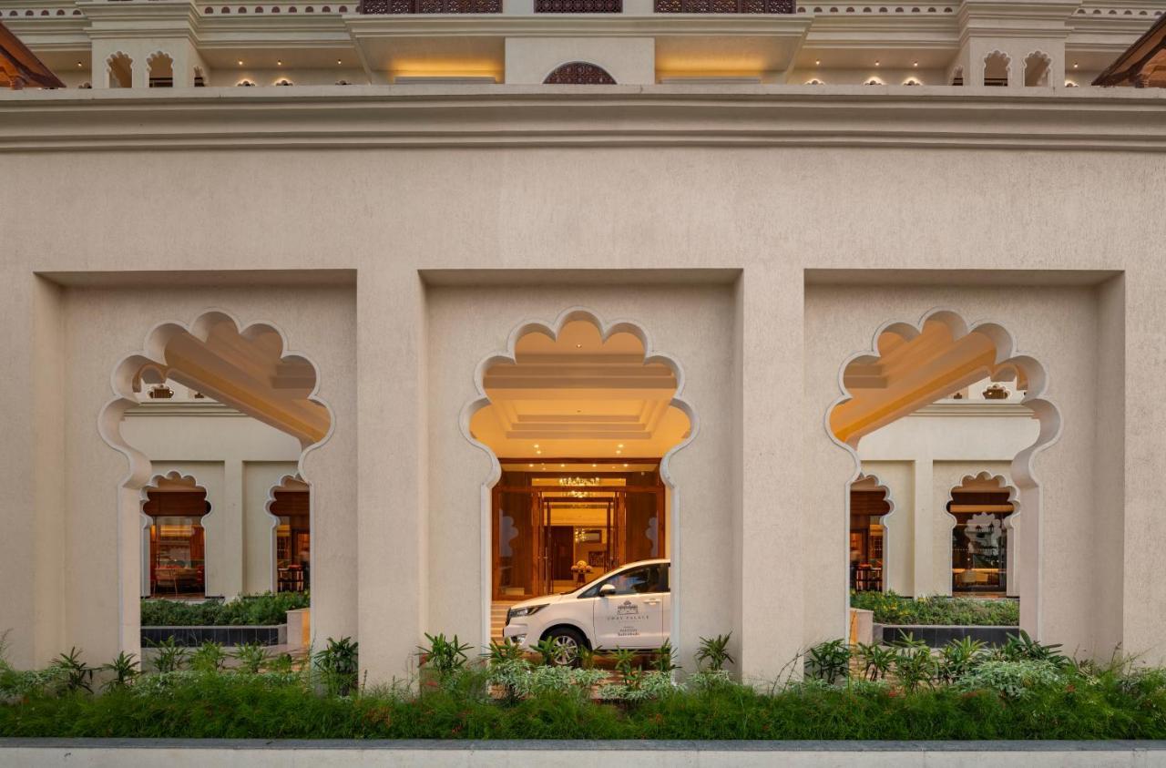 Uday Palace Navsari, A Member Of Radisson Individuals Buitenkant foto